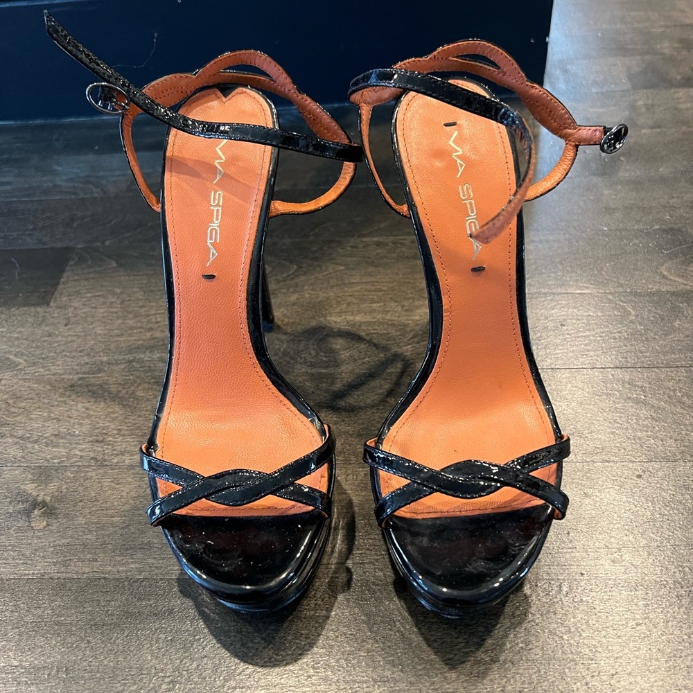 VIA SPIGA STILLETOS